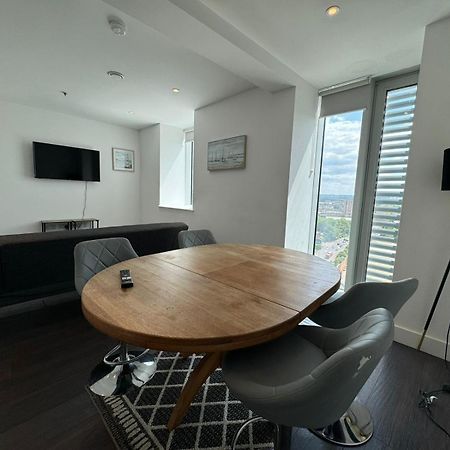 Cozy One Bedroom Flat 20 Mins Central London Bp142 Ngoại thất bức ảnh
